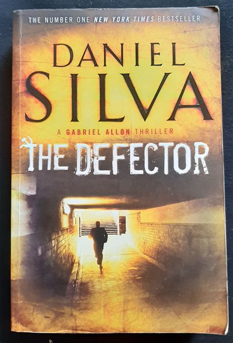 The Defector (Gabriel Allon, #9)