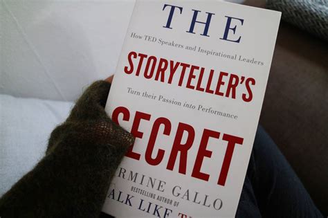 The Storyteller's Secret: A Novel