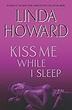 Kiss Me While I Sleep (CIA Spies Series Book 3) (English Edition) livre