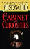 The Cabinet of Curiosities livre
